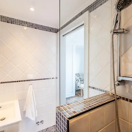 #017 T2 Rossio By Holidays Appartamento *